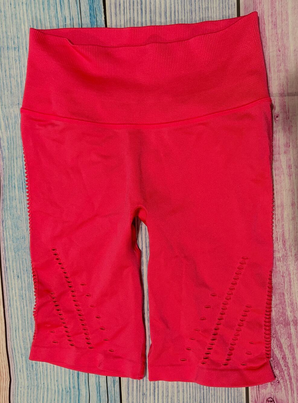 Victoria Sport Seamless Compression Bike Shorts Pink Coral Women’s Small EUC